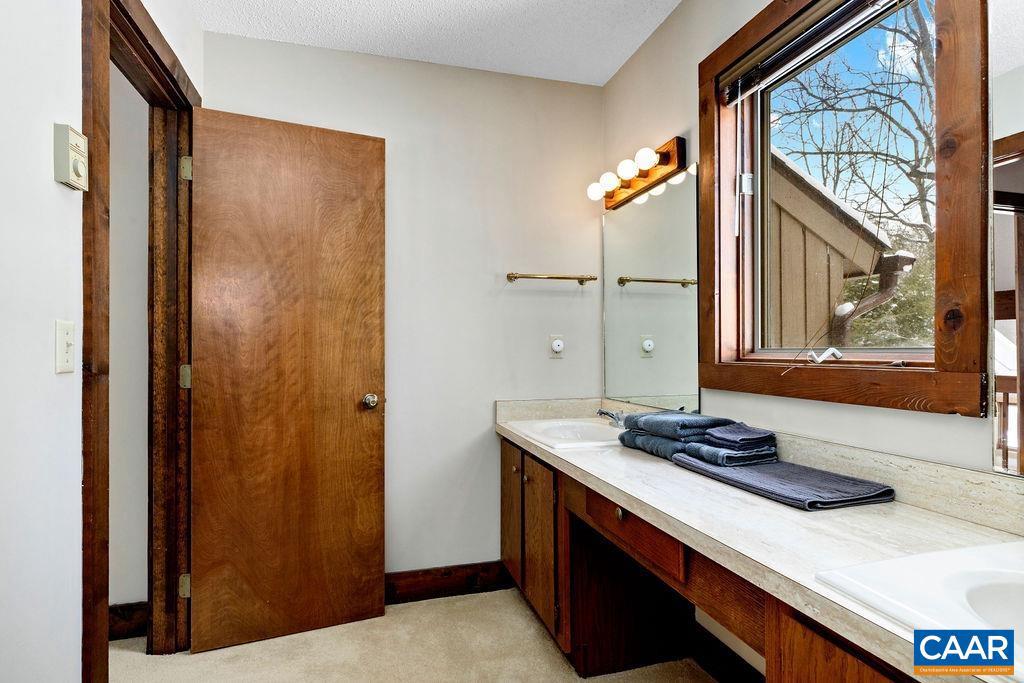 274 LAUREL SPRINGS DR, WINTERGREEN, Virginia 22967, 3 Bedrooms Bedrooms, ,3 BathroomsBathrooms,Residential,For sale,274 LAUREL SPRINGS DR,672352 MLS # 672352