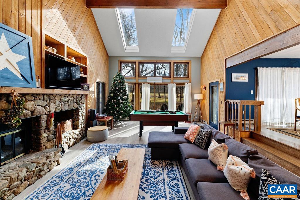 274 LAUREL SPRINGS DR, WINTERGREEN, Virginia 22967, 3 Bedrooms Bedrooms, ,3 BathroomsBathrooms,Residential,For sale,274 LAUREL SPRINGS DR,672352 MLS # 672352