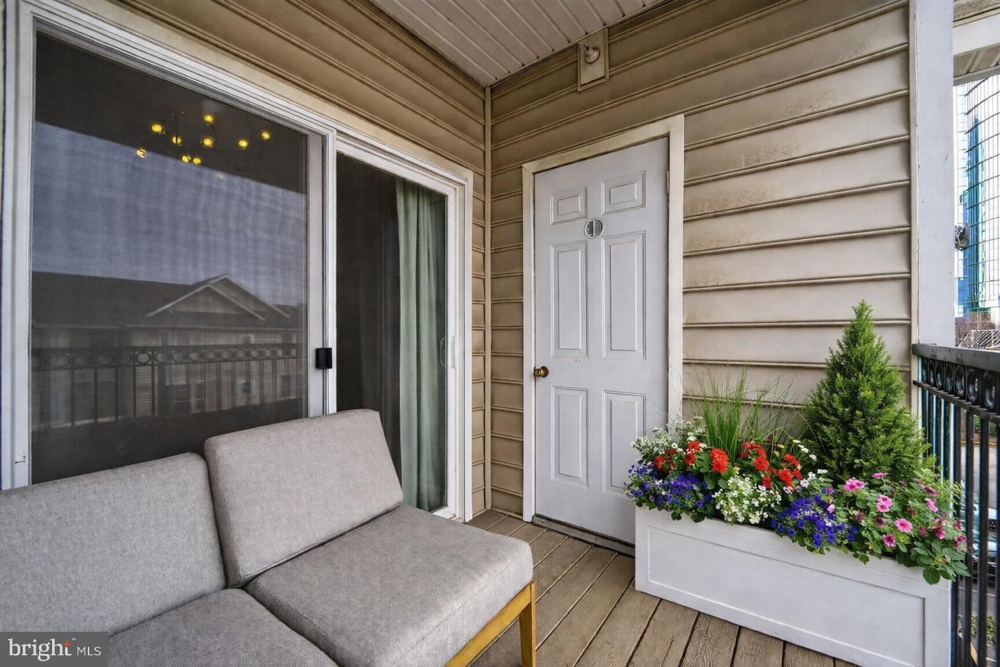 1601 SPRING GATE DR #1411, MCLEAN, Virginia 22102, 1 Bedroom Bedrooms, ,1 BathroomBathrooms,Residential,For sale,1601 SPRING GATE DR #1411,VAFX2287492 MLS # VAFX2287492