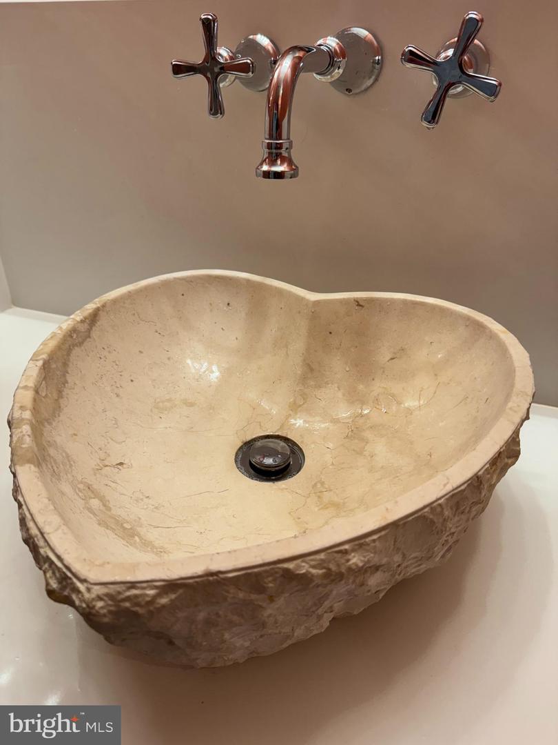 1601 SPRING GATE DR #1411, MCLEAN, Virginia 22102, 1 Bedroom Bedrooms, ,1 BathroomBathrooms,Residential,For sale,1601 SPRING GATE DR #1411,VAFX2287492 MLS # VAFX2287492