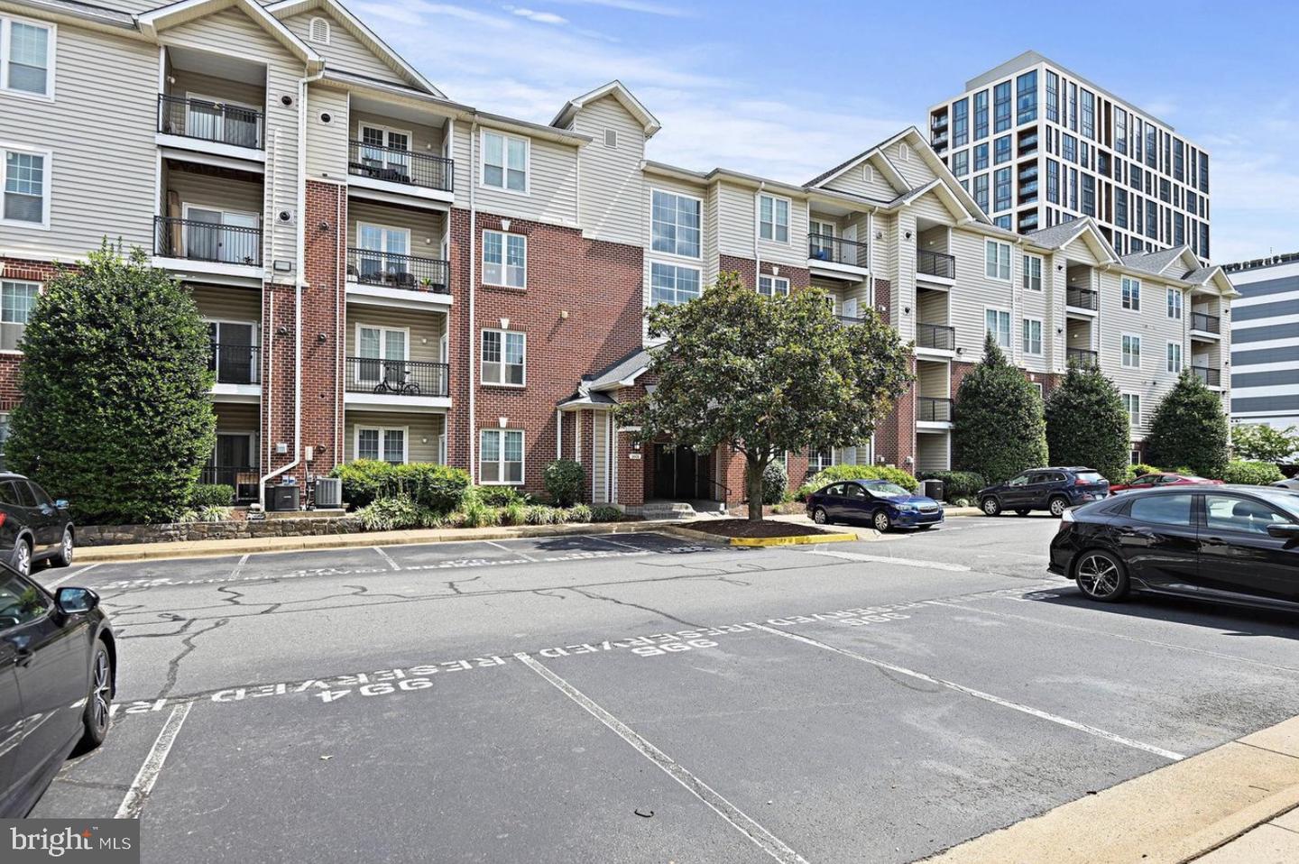 1601 SPRING GATE DR #1411, MCLEAN, Virginia 22102, 1 Bedroom Bedrooms, ,1 BathroomBathrooms,Residential,For sale,1601 SPRING GATE DR #1411,VAFX2287492 MLS # VAFX2287492
