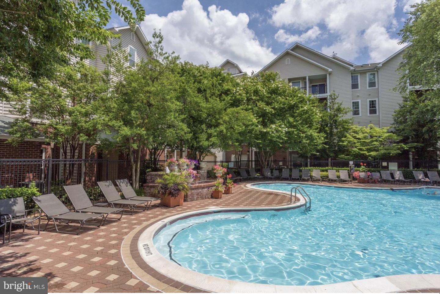 1601 SPRING GATE DR #1411, MCLEAN, Virginia 22102, 1 Bedroom Bedrooms, ,1 BathroomBathrooms,Residential,For sale,1601 SPRING GATE DR #1411,VAFX2287492 MLS # VAFX2287492