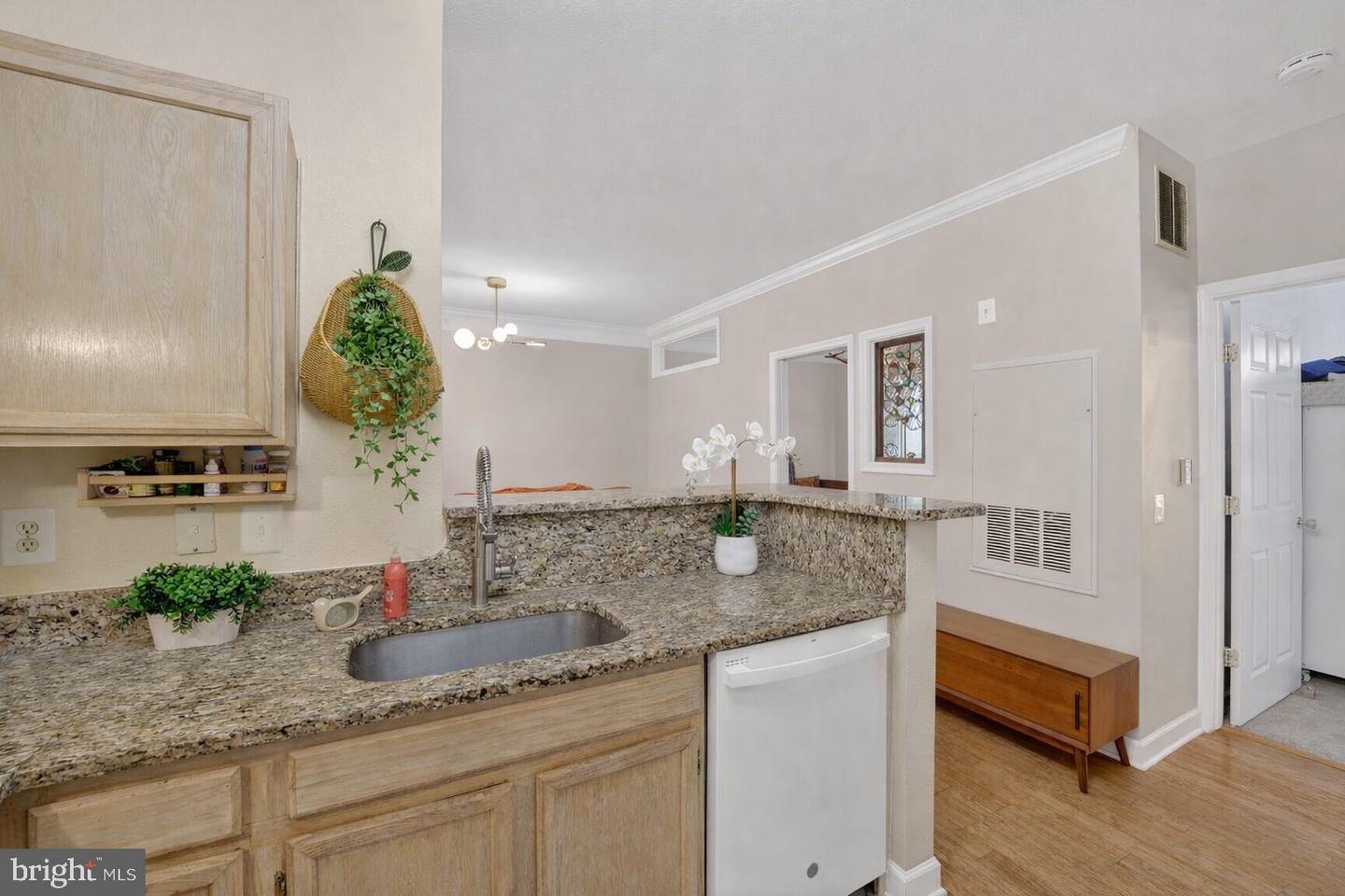 1601 SPRING GATE DR #1411, MCLEAN, Virginia 22102, 1 Bedroom Bedrooms, ,1 BathroomBathrooms,Residential,For sale,1601 SPRING GATE DR #1411,VAFX2287492 MLS # VAFX2287492