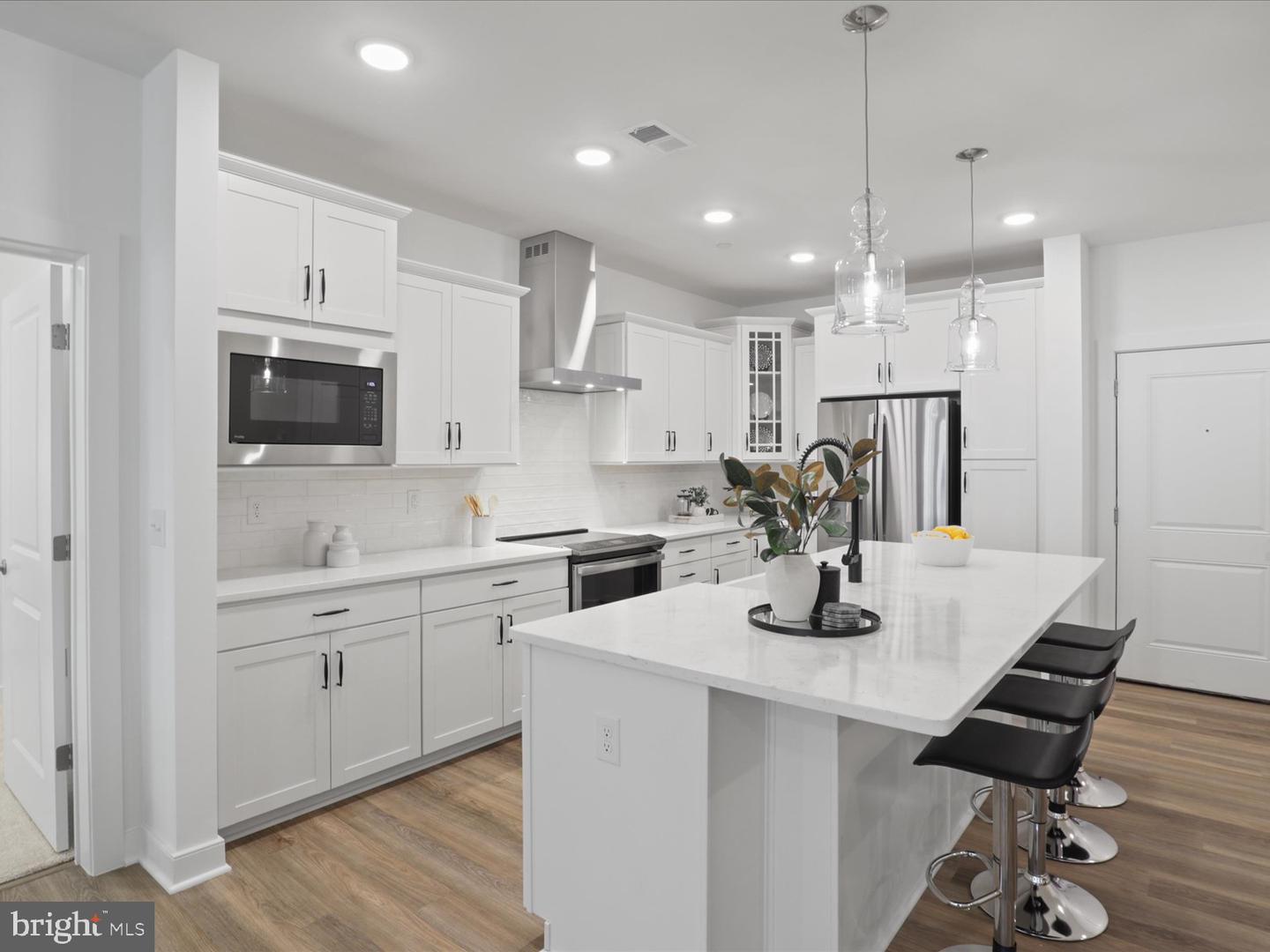 21731 DOVEKIE TER #205, ASHBURN, Virginia 20147, 2 Bedrooms Bedrooms, ,2 BathroomsBathrooms,Residential,For sale,21731 DOVEKIE TER #205,VALO2114624 MLS # VALO2114624