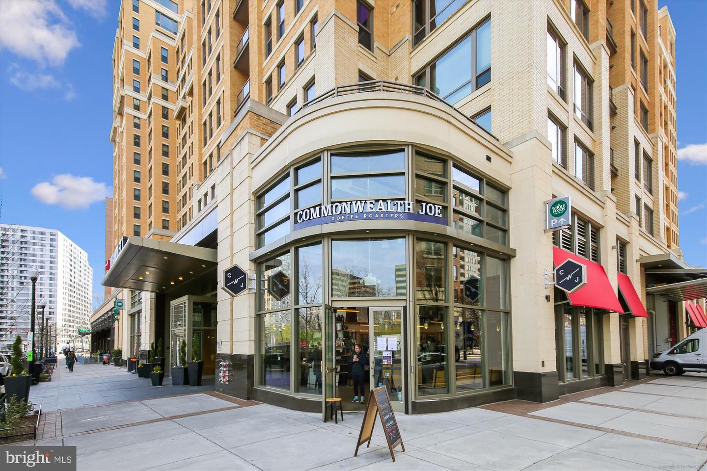 5043 25TH ST S, ARLINGTON, Virginia 22206, 4 Bedrooms Bedrooms, 8 Rooms Rooms,3 BathroomsBathrooms,Residential,For sale,5043 25TH ST S,VAAR2068126 MLS # VAAR2068126 5043 25TH ST S, ARLINGTON, Virginia 22206, 4 Bedrooms Bedrooms, 8 Rooms Rooms,3 BathroomsBathrooms,Residential,For sale,5043 25TH ST S,VAAR2068126 MLS # VAAR2068126