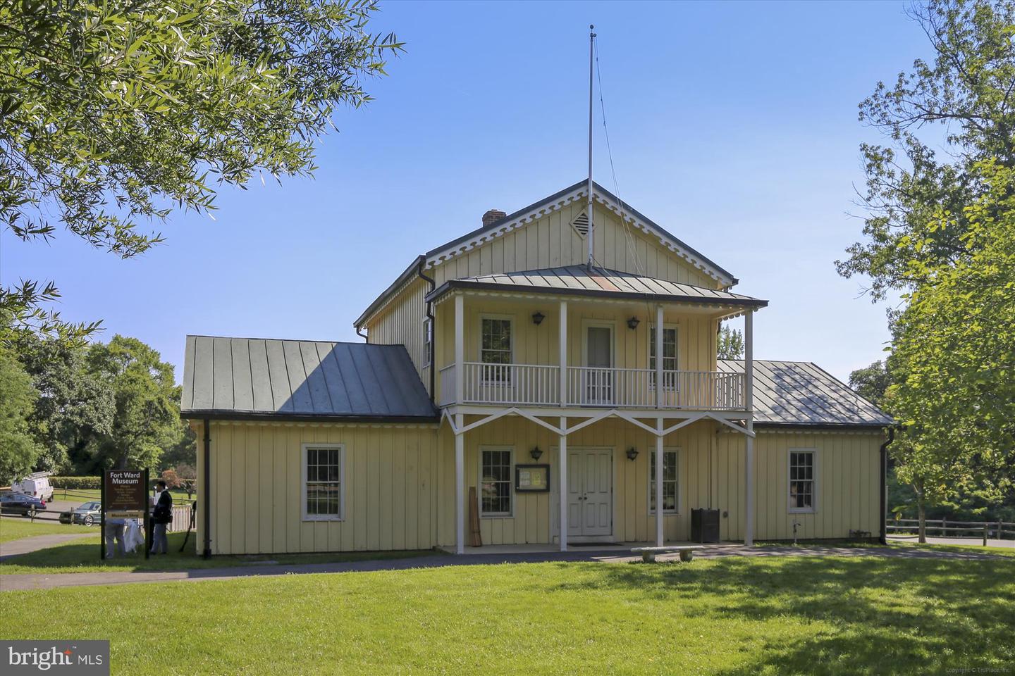 5043 25TH ST S, ARLINGTON, Virginia 22206, 4 Bedrooms Bedrooms, 8 Rooms Rooms,3 BathroomsBathrooms,Residential,For sale,5043 25TH ST S,VAAR2068126 MLS # VAAR2068126 5043 25TH ST S, ARLINGTON, Virginia 22206, 4 Bedrooms Bedrooms, 8 Rooms Rooms,3 BathroomsBathrooms,Residential,For sale,5043 25TH ST S,VAAR2068126 MLS # VAAR2068126