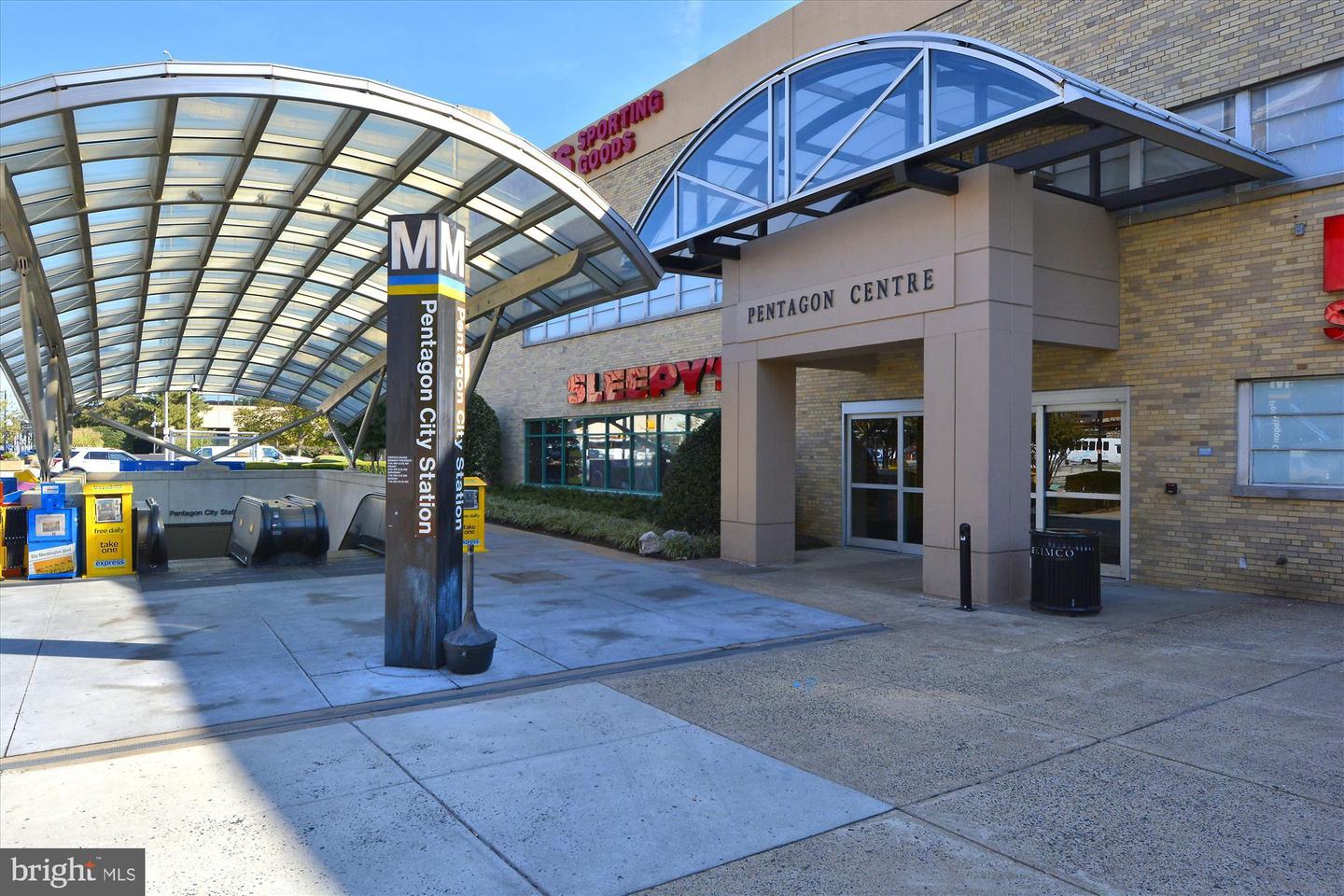 5043 25TH ST S, ARLINGTON, Virginia 22206, 4 Bedrooms Bedrooms, 8 Rooms Rooms,3 BathroomsBathrooms,Residential,For sale,5043 25TH ST S,VAAR2068126 MLS # VAAR2068126 5043 25TH ST S, ARLINGTON, Virginia 22206, 4 Bedrooms Bedrooms, 8 Rooms Rooms,3 BathroomsBathrooms,Residential,For sale,5043 25TH ST S,VAAR2068126 MLS # VAAR2068126