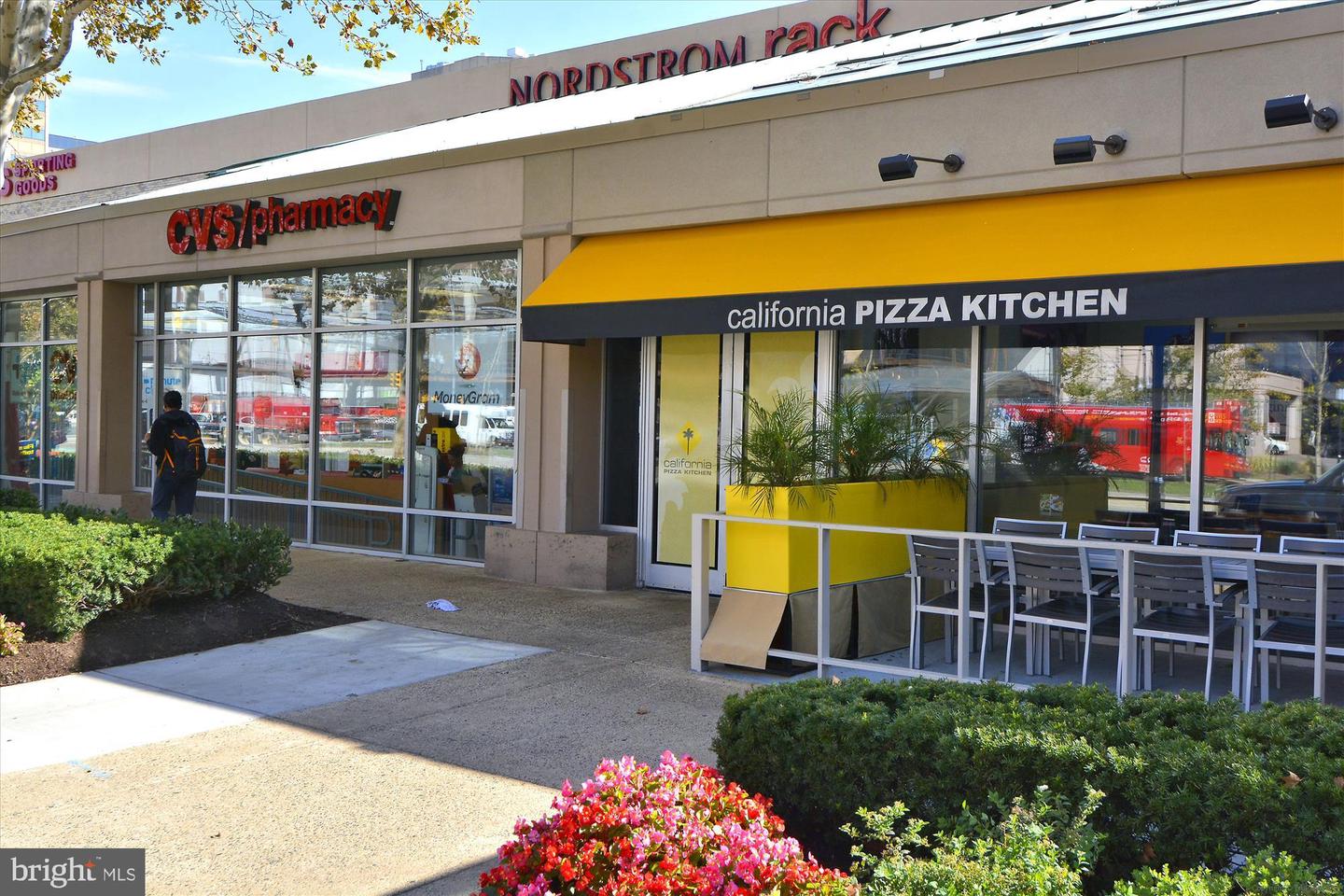 5043 25TH ST S, ARLINGTON, Virginia 22206, 4 Bedrooms Bedrooms, 8 Rooms Rooms,3 BathroomsBathrooms,Residential,For sale,5043 25TH ST S,VAAR2068126 MLS # VAAR2068126 5043 25TH ST S, ARLINGTON, Virginia 22206, 4 Bedrooms Bedrooms, 8 Rooms Rooms,3 BathroomsBathrooms,Residential,For sale,5043 25TH ST S,VAAR2068126 MLS # VAAR2068126