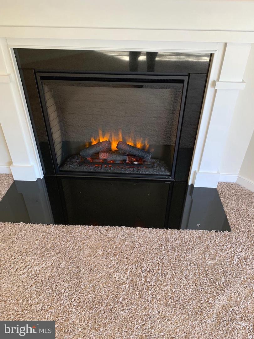 8970 FASCINATION CT #111, LORTON, Virginia 22079, 2 Bedrooms Bedrooms, ,2 BathroomsBathrooms,Residential,For sale,8970 FASCINATION CT #111,VAFX2286938 MLS # VAFX2286938