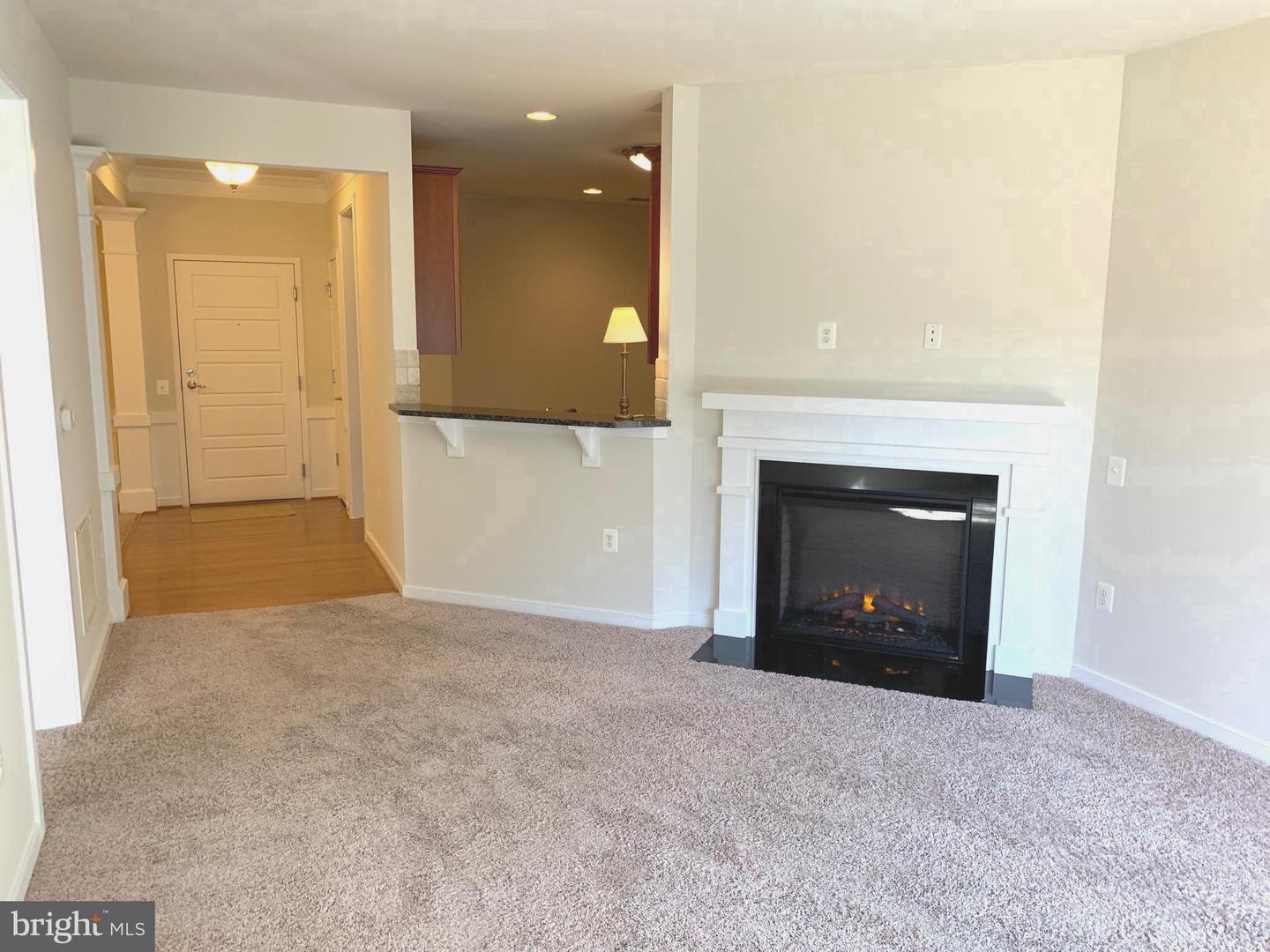 8970 FASCINATION CT #111, LORTON, Virginia 22079, 2 Bedrooms Bedrooms, ,2 BathroomsBathrooms,Residential,For sale,8970 FASCINATION CT #111,VAFX2286938 MLS # VAFX2286938