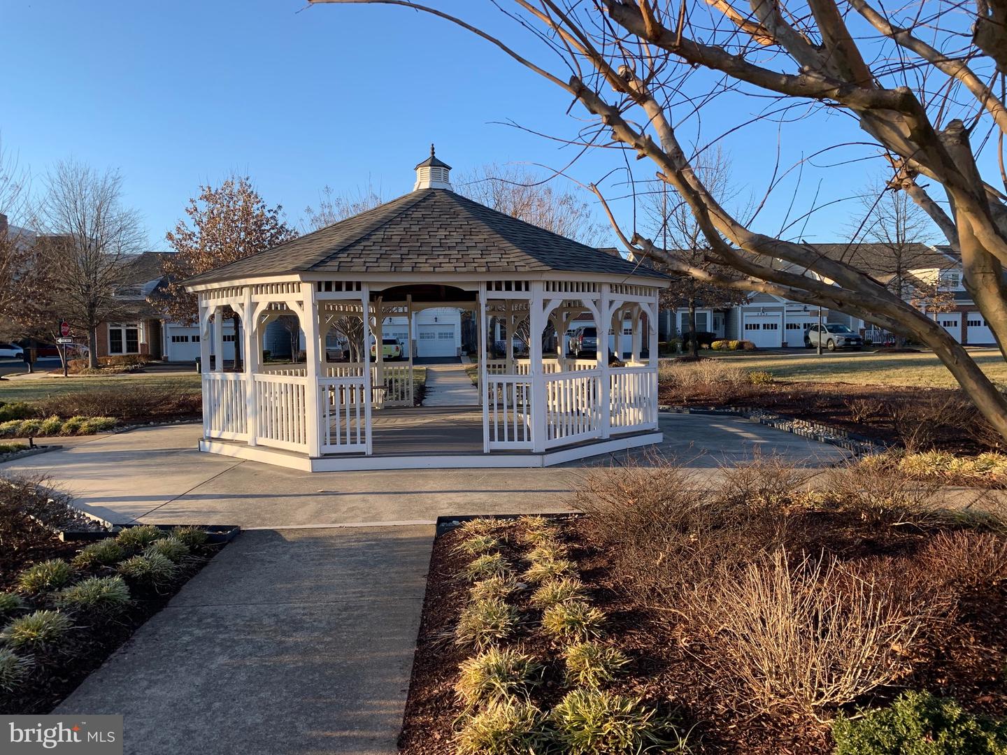 8970 FASCINATION CT #111, LORTON, Virginia 22079, 2 Bedrooms Bedrooms, ,2 BathroomsBathrooms,Residential,For sale,8970 FASCINATION CT #111,VAFX2286938 MLS # VAFX2286938