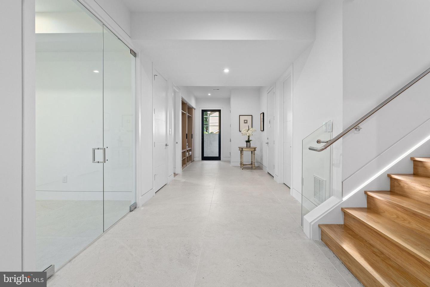 3554 MILITARY RD, ARLINGTON, Virginia 22207, 6 Bedrooms Bedrooms, ,6 BathroomsBathrooms,Residential,For sale,3554 MILITARY RD,VAAR2068042 MLS # VAAR2068042