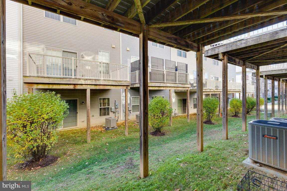 4511 POTOMAC HIGHLANDS CIR, TRIANGLE, Virginia 22172, 3 Bedrooms Bedrooms, ,2 BathroomsBathrooms,Residential,For sale,4511 POTOMAC HIGHLANDS CIR,VAPW2094774 MLS # VAPW2094774