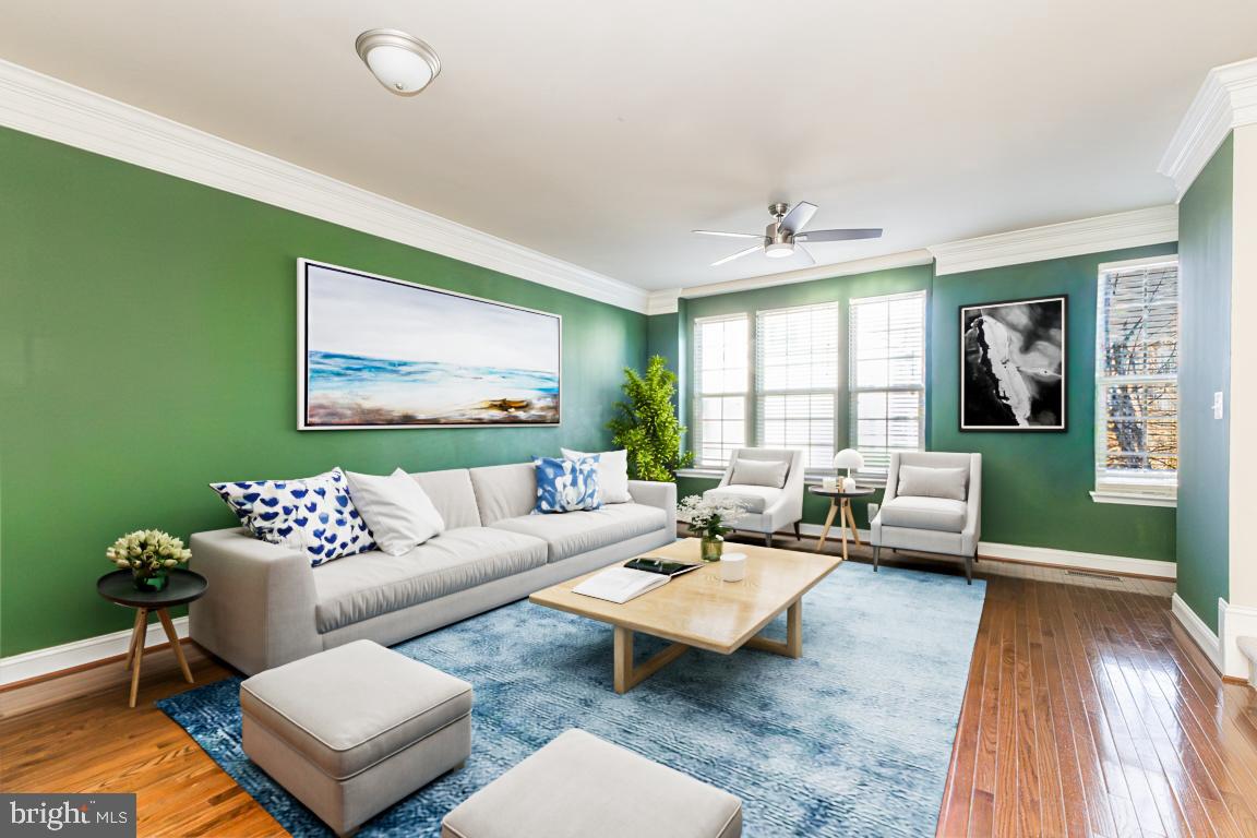 4511 POTOMAC HIGHLANDS CIR, TRIANGLE, Virginia 22172, 3 Bedrooms Bedrooms, ,2 BathroomsBathrooms,Residential,For sale,4511 POTOMAC HIGHLANDS CIR,VAPW2094774 MLS # VAPW2094774