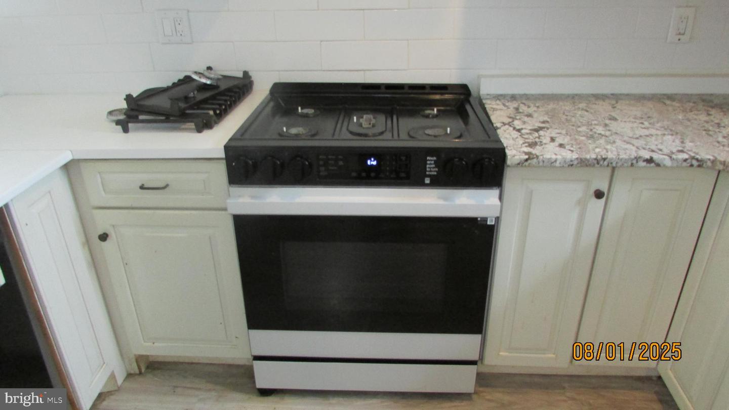 5732 5TH ST NE, WASHINGTON, District Of Columbia 20011, 3 Bedrooms Bedrooms, ,2 BathroomsBathrooms,Residential,For sale,5732 5TH ST NE,DCDC2201678 MLS # DCDC2201678