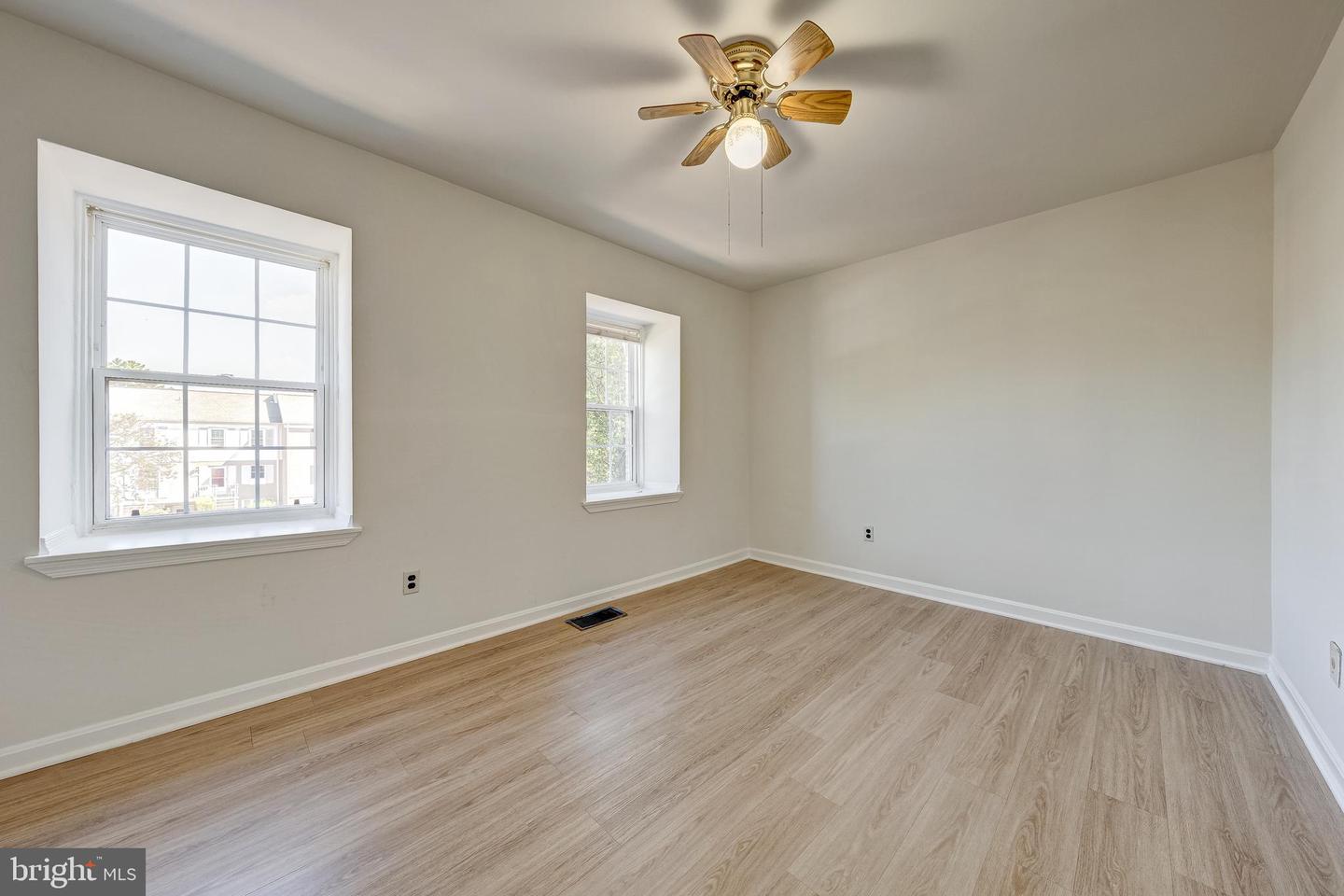 14369 SAGUARO PL, CENTREVILLE, Virginia 20121, 2 Bedrooms Bedrooms, ,1 BathroomBathrooms,Residential,For sale,14369 SAGUARO PL,VAFX2259374 MLS # VAFX2259374