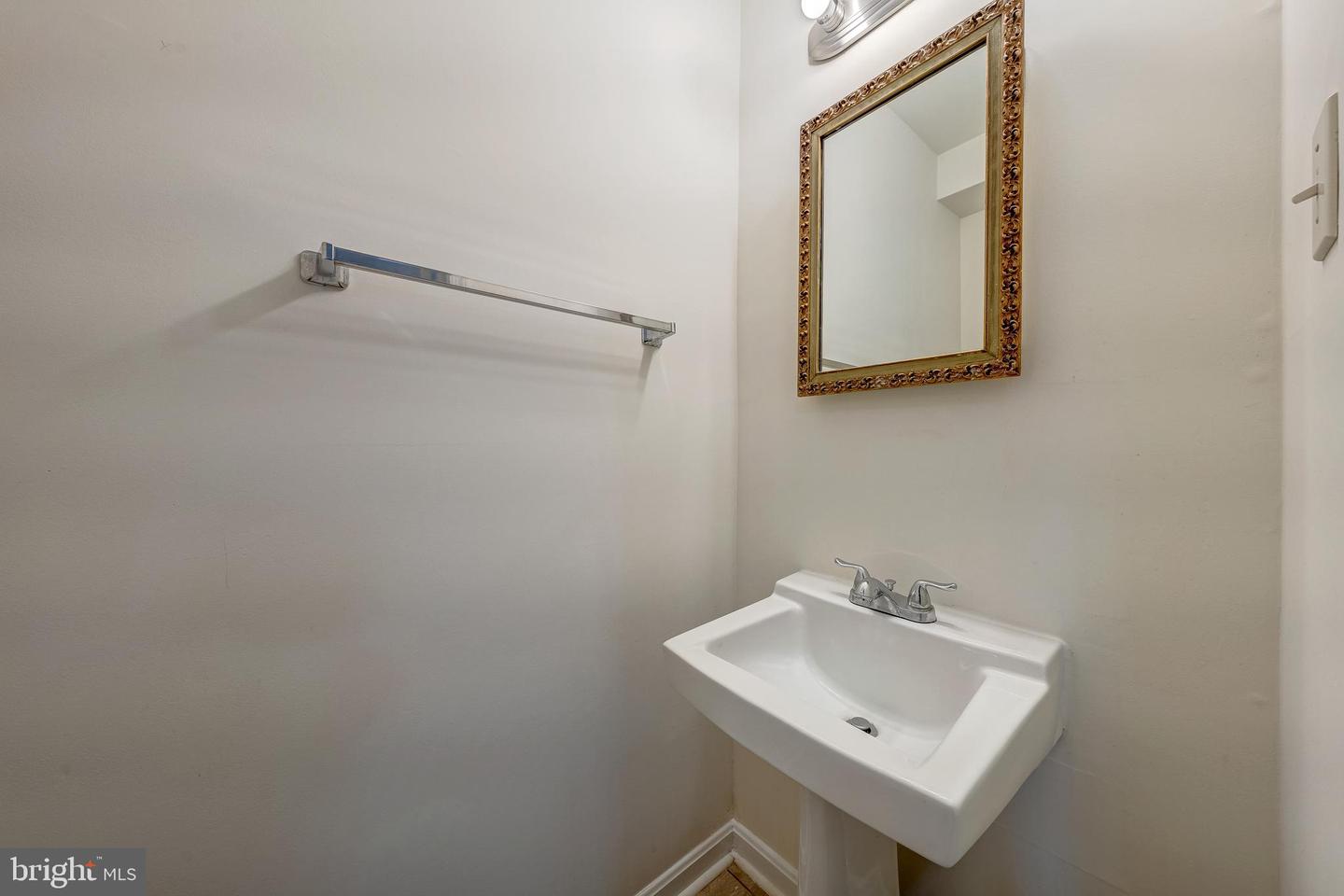 14369 SAGUARO PL, CENTREVILLE, Virginia 20121, 2 Bedrooms Bedrooms, ,1 BathroomBathrooms,Residential,For sale,14369 SAGUARO PL,VAFX2259374 MLS # VAFX2259374