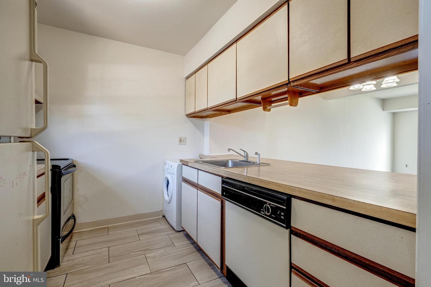 14369 SAGUARO PL, CENTREVILLE, Virginia 20121, 2 Bedrooms Bedrooms, ,1 BathroomBathrooms,Residential,For sale,14369 SAGUARO PL,VAFX2259374 MLS # VAFX2259374