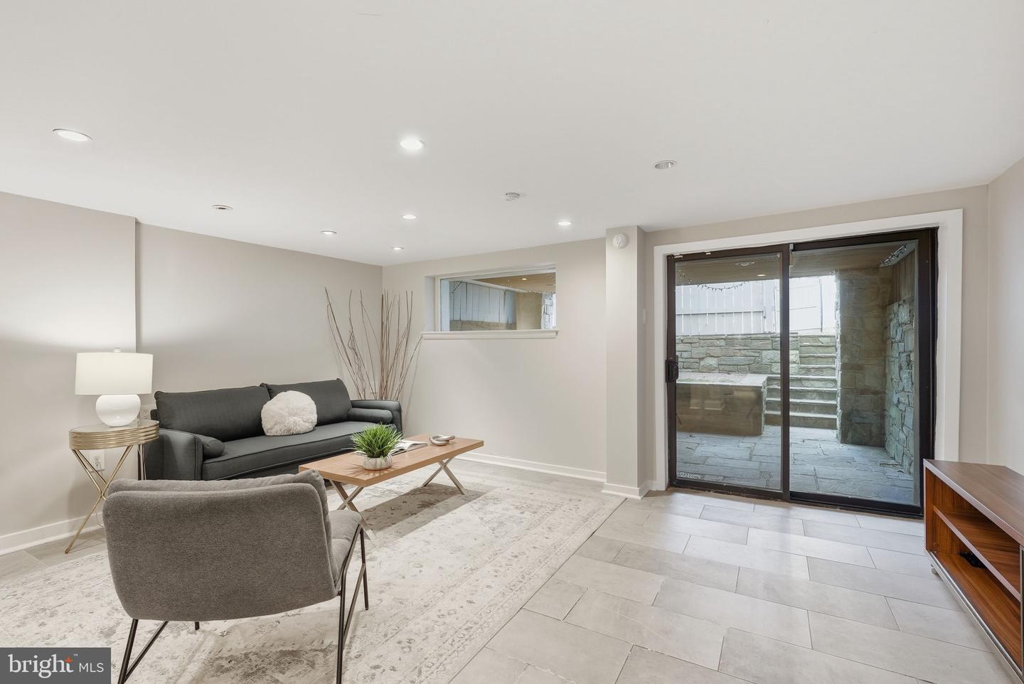 1725 34TH ST NW, WASHINGTON, District Of Columbia 20007, 3 Bedrooms Bedrooms, 6 Rooms Rooms,3 BathroomsBathrooms,Residential,For sale,1725 34TH ST NW,DCDC2227196 MLS # DCDC2227196 1725 34TH ST NW, WASHINGTON, District Of Columbia 20007, 3 Bedrooms Bedrooms, 6 Rooms Rooms,3 BathroomsBathrooms,Residential,For sale,1725 34TH ST NW,DCDC2227196 MLS # DCDC2227196