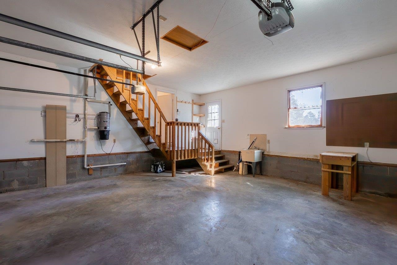 6574 SIMMERS VALLEY RD, ROCKINGHAM, Virginia 22802, 3 Bedrooms Bedrooms, ,2 BathroomsBathrooms,Residential,6574 SIMMERS VALLEY RD,672778 MLS # 672778 6574 SIMMERS VALLEY RD, ROCKINGHAM, Virginia 22802, 3 Bedrooms Bedrooms, ,2 BathroomsBathrooms,Residential,6574 SIMMERS VALLEY RD,672778 MLS # 672778