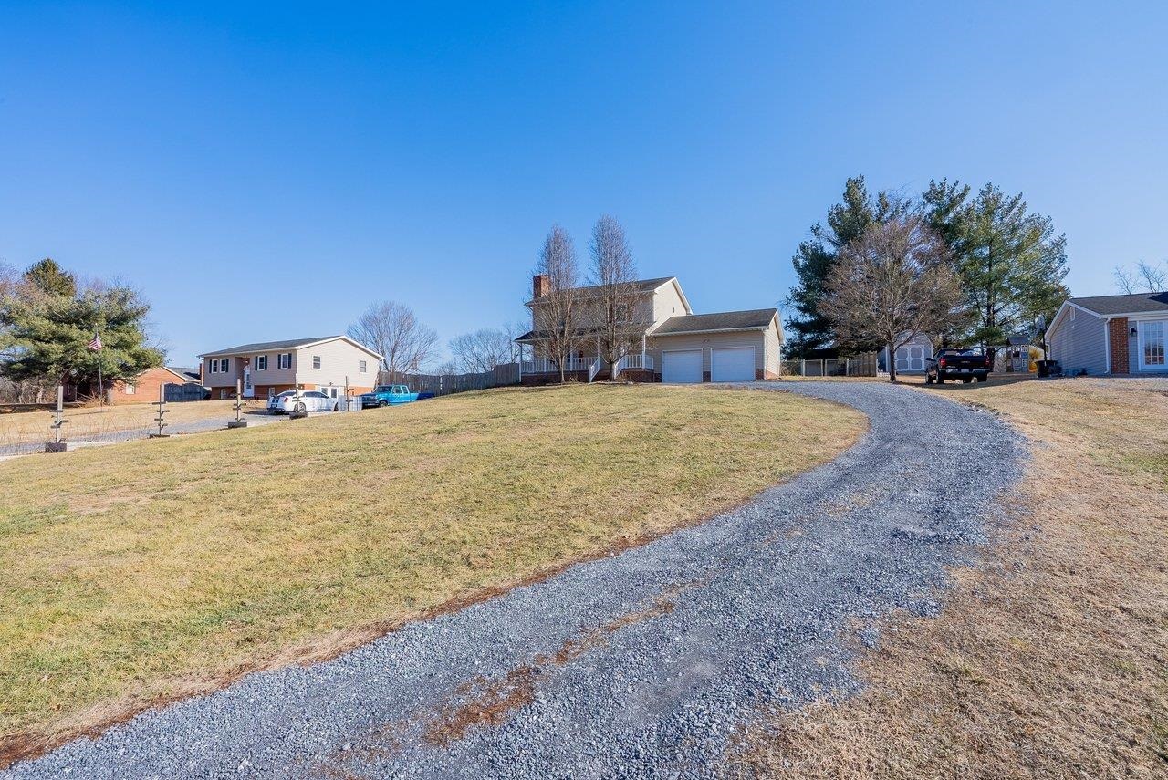 6574 SIMMERS VALLEY RD, ROCKINGHAM, Virginia 22802, 3 Bedrooms Bedrooms, ,2 BathroomsBathrooms,Residential,6574 SIMMERS VALLEY RD,672778 MLS # 672778 6574 SIMMERS VALLEY RD, ROCKINGHAM, Virginia 22802, 3 Bedrooms Bedrooms, ,2 BathroomsBathrooms,Residential,6574 SIMMERS VALLEY RD,672778 MLS # 672778