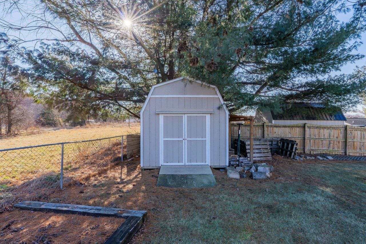 6574 SIMMERS VALLEY RD, ROCKINGHAM, Virginia 22802, 3 Bedrooms Bedrooms, ,2 BathroomsBathrooms,Residential,6574 SIMMERS VALLEY RD,672778 MLS # 672778 6574 SIMMERS VALLEY RD, ROCKINGHAM, Virginia 22802, 3 Bedrooms Bedrooms, ,2 BathroomsBathrooms,Residential,6574 SIMMERS VALLEY RD,672778 MLS # 672778