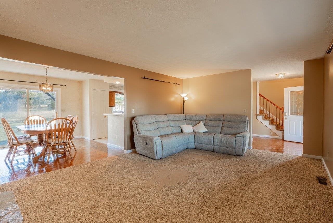 6574 SIMMERS VALLEY RD, ROCKINGHAM, Virginia 22802, 3 Bedrooms Bedrooms, ,2 BathroomsBathrooms,Residential,6574 SIMMERS VALLEY RD,672778 MLS # 672778 6574 SIMMERS VALLEY RD, ROCKINGHAM, Virginia 22802, 3 Bedrooms Bedrooms, ,2 BathroomsBathrooms,Residential,6574 SIMMERS VALLEY RD,672778 MLS # 672778