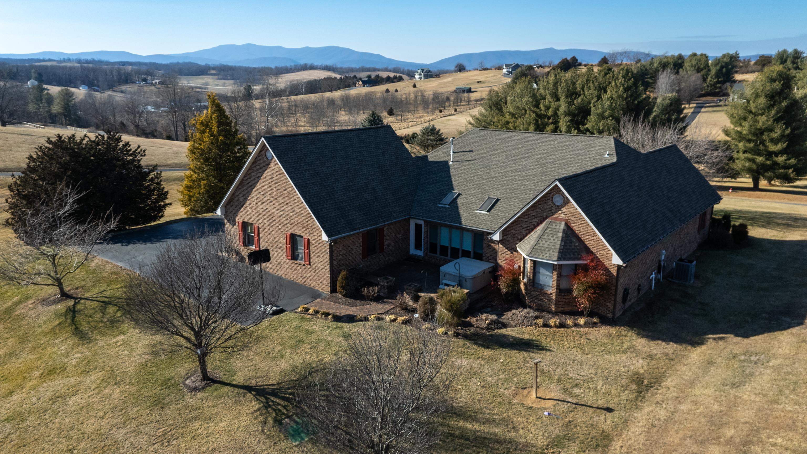 147 BON LEA DR, STAUNTON, Virginia 24401, 3 Bedrooms Bedrooms, ,2 BathroomsBathrooms,Residential,147 BON LEA DR,672829 MLS # 672829 147 BON LEA DR, STAUNTON, Virginia 24401, 3 Bedrooms Bedrooms, ,2 BathroomsBathrooms,Residential,147 BON LEA DR,672829 MLS # 672829