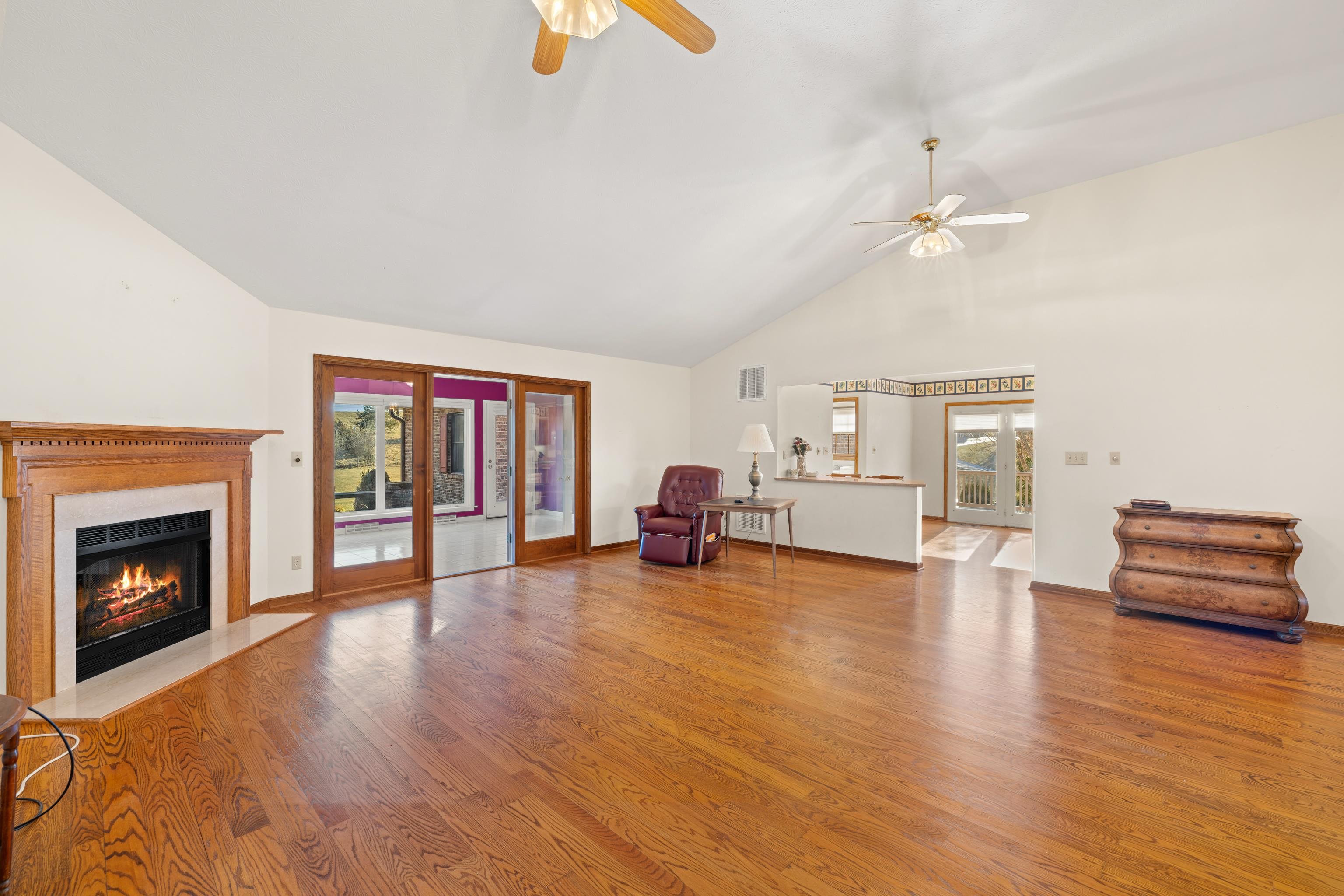 147 BON LEA DR, STAUNTON, Virginia 24401, 3 Bedrooms Bedrooms, ,2 BathroomsBathrooms,Residential,147 BON LEA DR,672829 MLS # 672829 147 BON LEA DR, STAUNTON, Virginia 24401, 3 Bedrooms Bedrooms, ,2 BathroomsBathrooms,Residential,147 BON LEA DR,672829 MLS # 672829