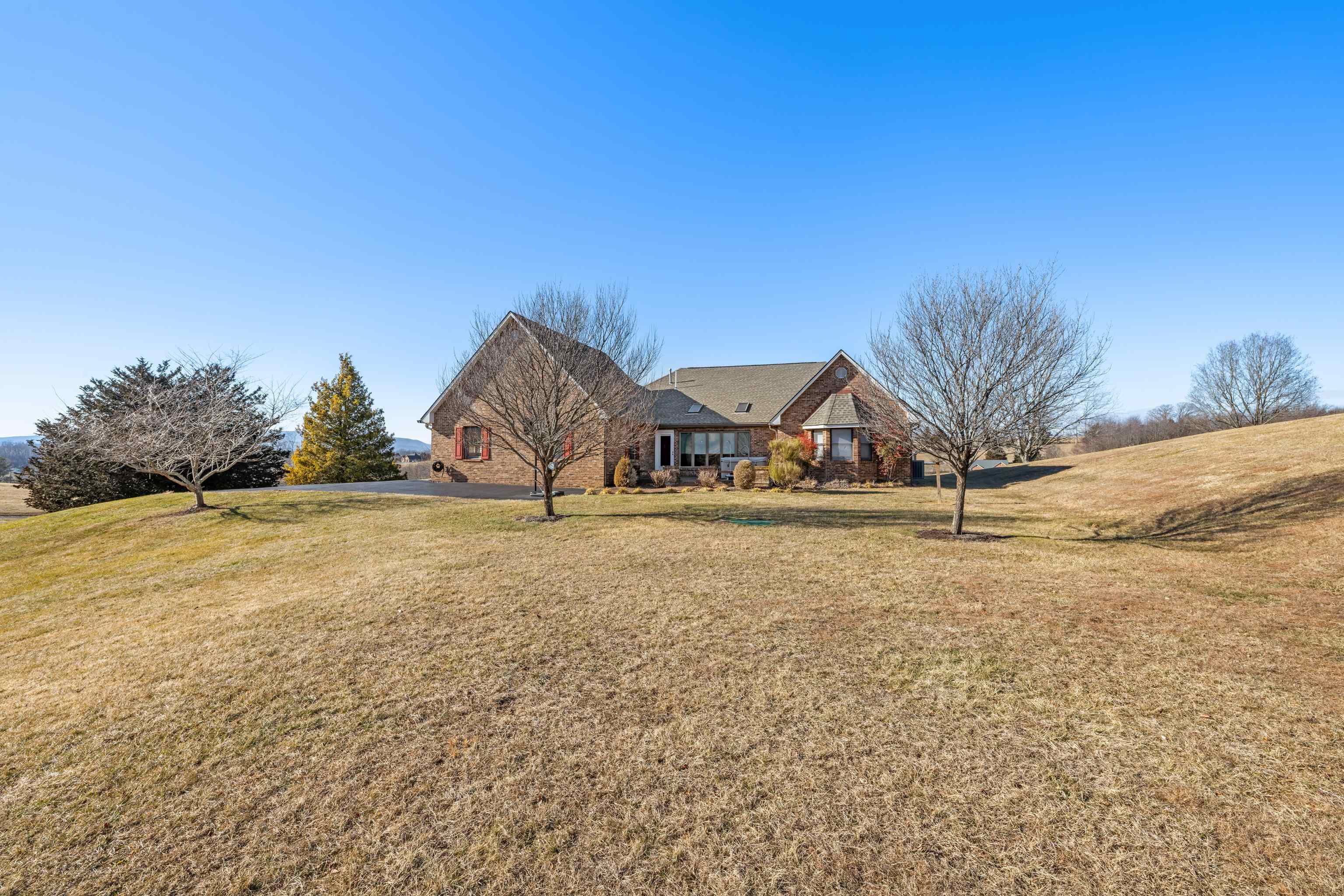 147 BON LEA DR, STAUNTON, Virginia 24401, 3 Bedrooms Bedrooms, ,2 BathroomsBathrooms,Residential,147 BON LEA DR,672829 MLS # 672829 147 BON LEA DR, STAUNTON, Virginia 24401, 3 Bedrooms Bedrooms, ,2 BathroomsBathrooms,Residential,147 BON LEA DR,672829 MLS # 672829