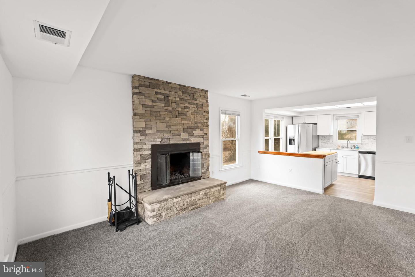 12807 SCRANTON CT, HERNDON, Virginia 20170, 4 Bedrooms Bedrooms, ,2 BathroomsBathrooms,Residential,For sale,12807 SCRANTON CT,VAFX2279594 MLS # VAFX2279594