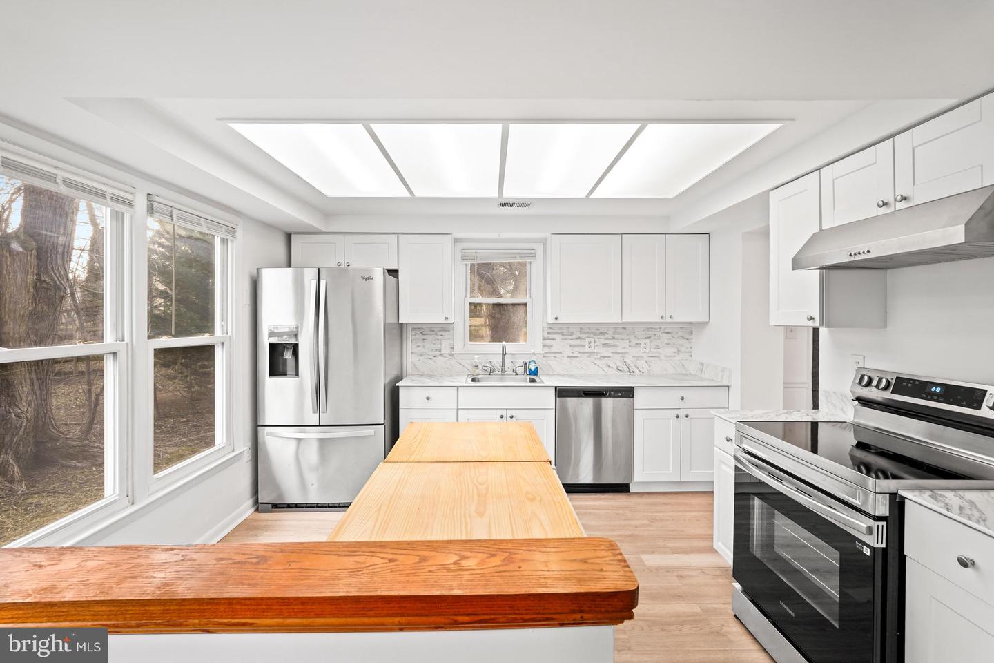 12807 SCRANTON CT, HERNDON, Virginia 20170, 4 Bedrooms Bedrooms, ,2 BathroomsBathrooms,Residential,For sale,12807 SCRANTON CT,VAFX2279594 MLS # VAFX2279594