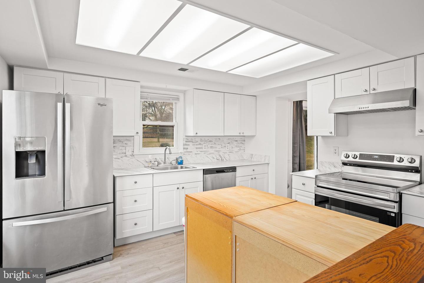 12807 SCRANTON CT, HERNDON, Virginia 20170, 4 Bedrooms Bedrooms, ,2 BathroomsBathrooms,Residential,For sale,12807 SCRANTON CT,VAFX2279594 MLS # VAFX2279594