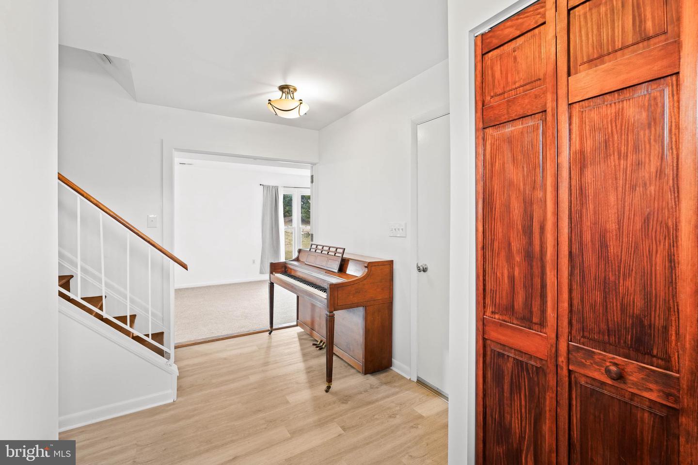 12807 SCRANTON CT, HERNDON, Virginia 20170, 4 Bedrooms Bedrooms, ,2 BathroomsBathrooms,Residential,For sale,12807 SCRANTON CT,VAFX2279594 MLS # VAFX2279594