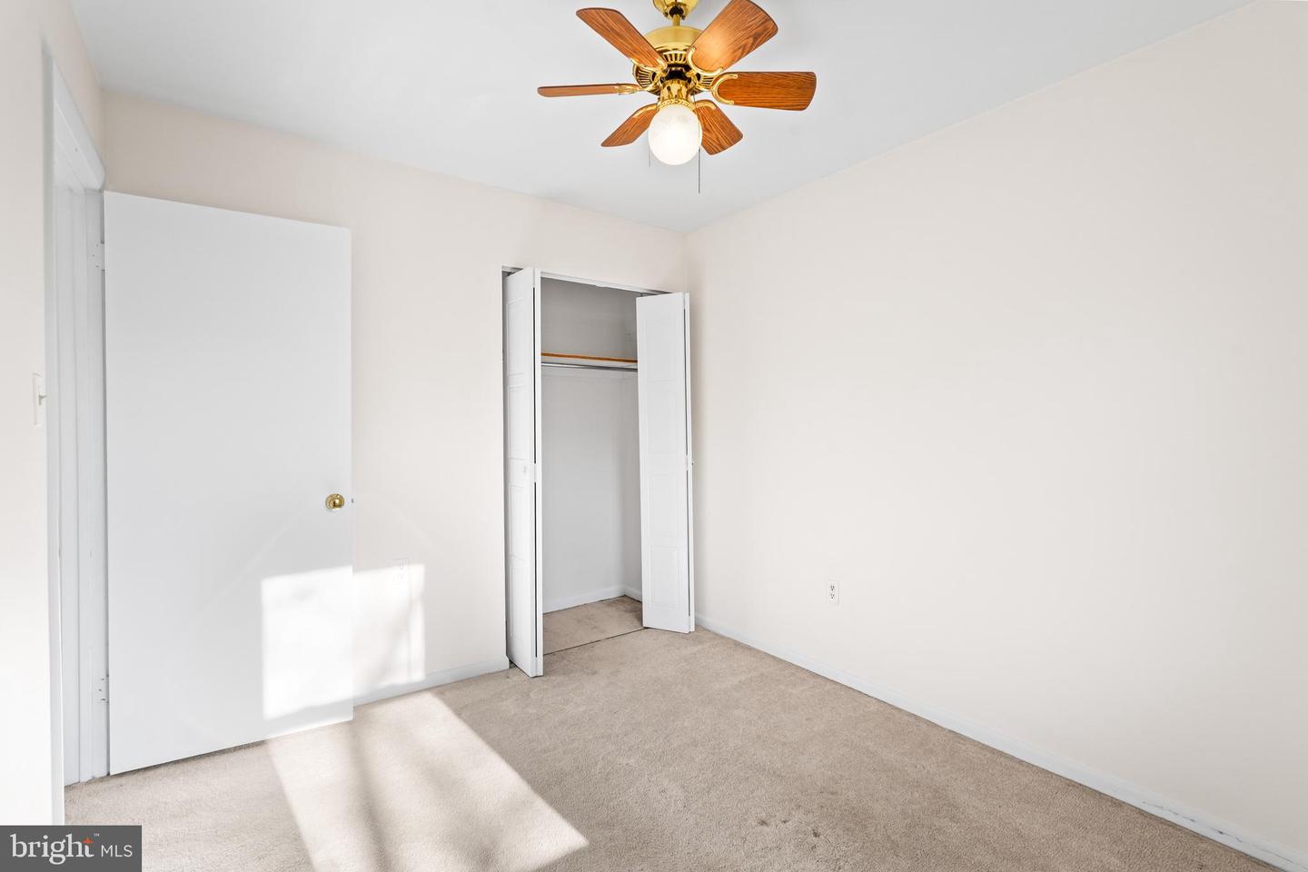 12807 SCRANTON CT, HERNDON, Virginia 20170, 4 Bedrooms Bedrooms, ,2 BathroomsBathrooms,Residential,For sale,12807 SCRANTON CT,VAFX2279594 MLS # VAFX2279594