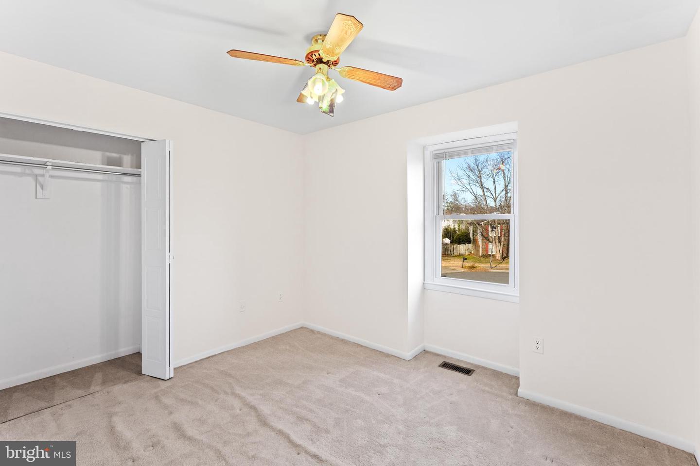 12807 SCRANTON CT, HERNDON, Virginia 20170, 4 Bedrooms Bedrooms, ,2 BathroomsBathrooms,Residential,For sale,12807 SCRANTON CT,VAFX2279594 MLS # VAFX2279594