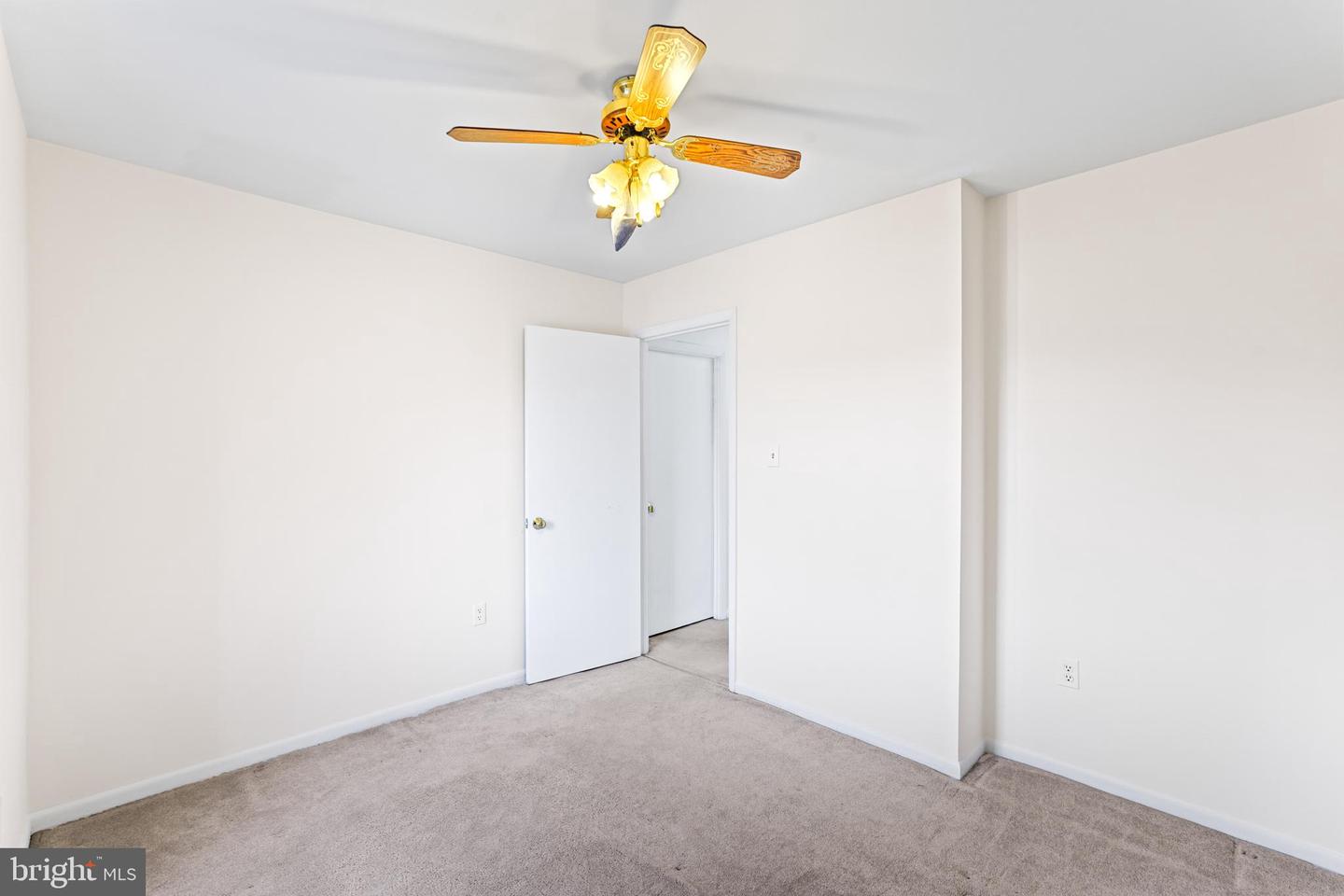 12807 SCRANTON CT, HERNDON, Virginia 20170, 4 Bedrooms Bedrooms, ,2 BathroomsBathrooms,Residential,For sale,12807 SCRANTON CT,VAFX2279594 MLS # VAFX2279594