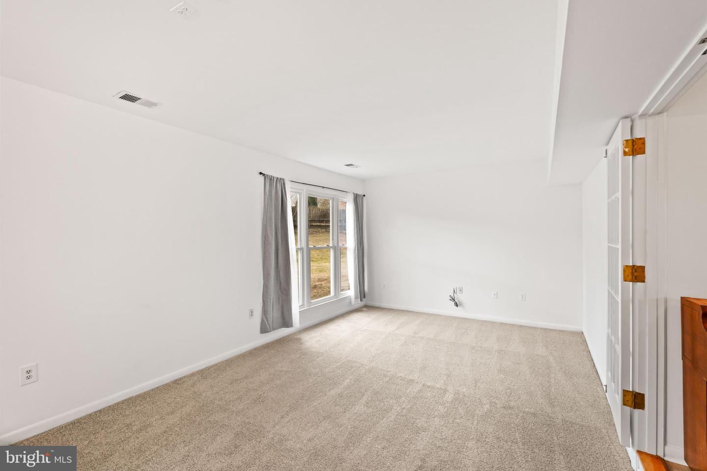 12807 SCRANTON CT, HERNDON, Virginia 20170, 4 Bedrooms Bedrooms, ,2 BathroomsBathrooms,Residential,For sale,12807 SCRANTON CT,VAFX2279594 MLS # VAFX2279594