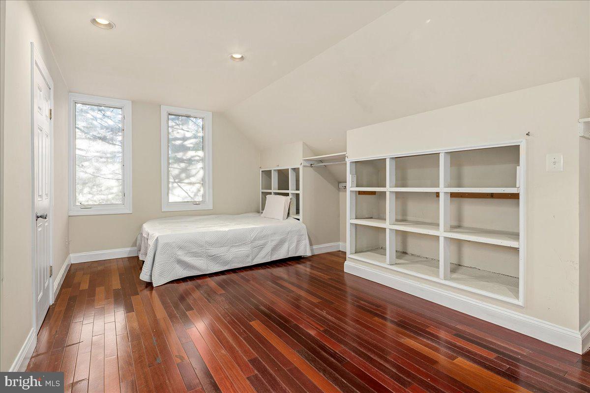 11846 CHAPEL RD, CLIFTON, Virginia 20124, 7 Bedrooms Bedrooms, ,9 BathroomsBathrooms,Residential,For sale,11846 CHAPEL RD,VAFX2281232 MLS # VAFX2281232