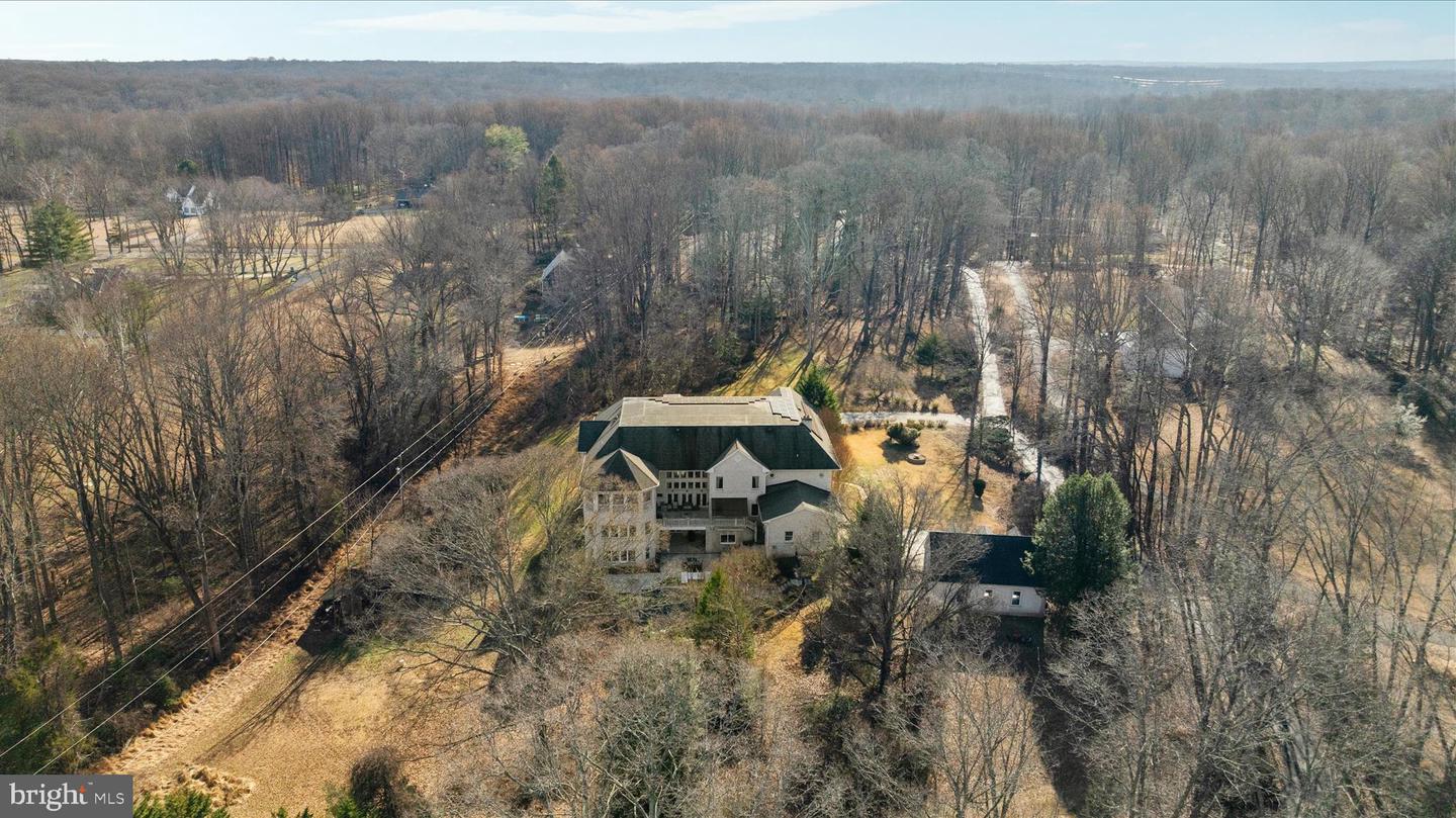 11846 CHAPEL RD, CLIFTON, Virginia 20124, 7 Bedrooms Bedrooms, ,9 BathroomsBathrooms,Residential,For sale,11846 CHAPEL RD,VAFX2281232 MLS # VAFX2281232