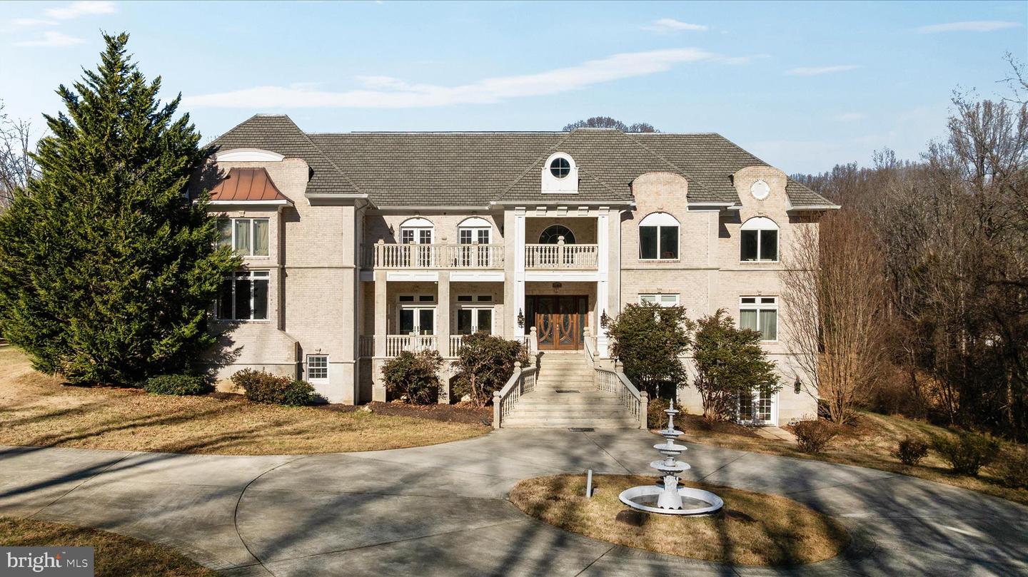 11846 CHAPEL RD, CLIFTON, Virginia 20124, 7 Bedrooms Bedrooms, ,9 BathroomsBathrooms,Residential,For sale,11846 CHAPEL RD,VAFX2281232 MLS # VAFX2281232