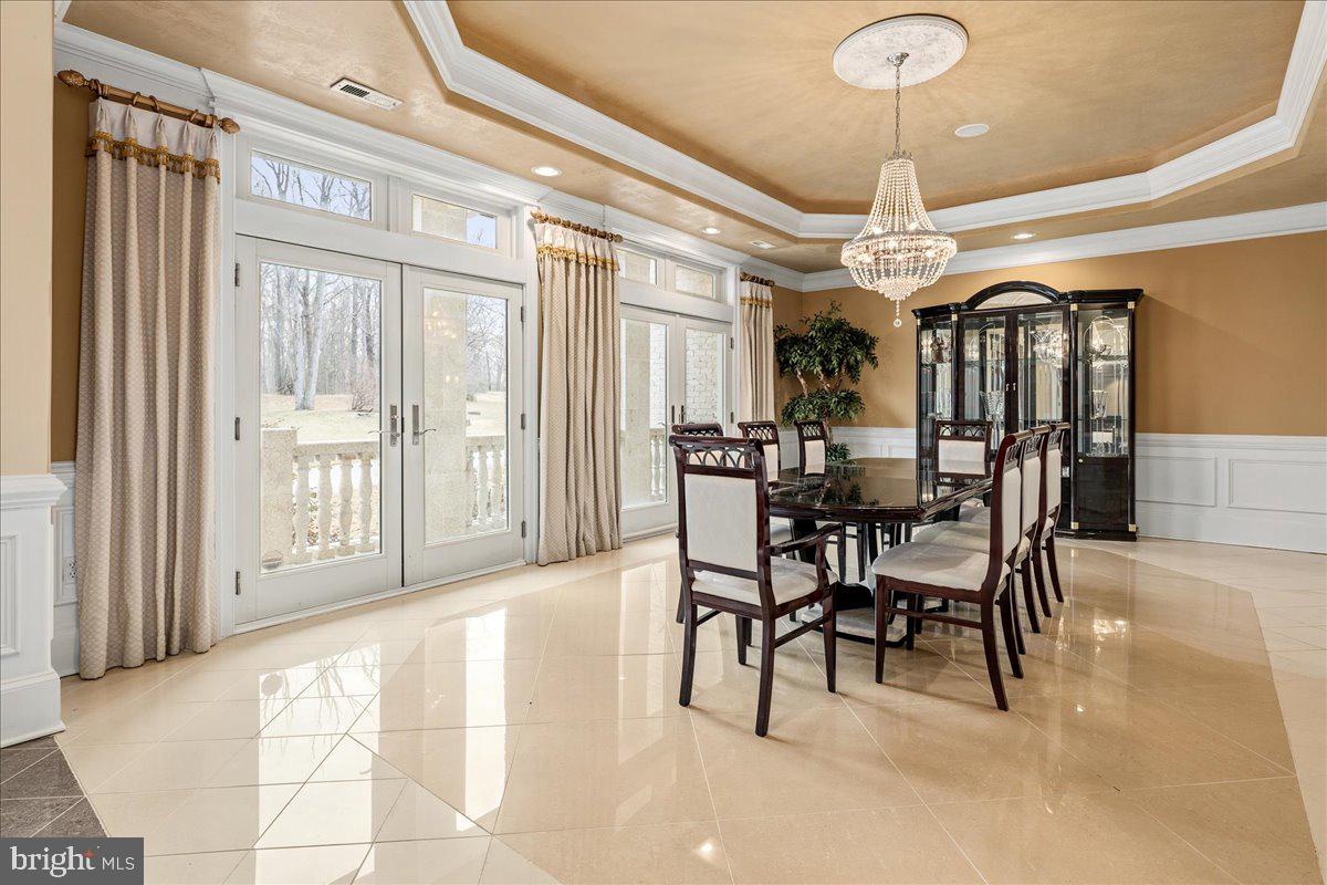 11846 CHAPEL RD, CLIFTON, Virginia 20124, 7 Bedrooms Bedrooms, ,9 BathroomsBathrooms,Residential,For sale,11846 CHAPEL RD,VAFX2281232 MLS # VAFX2281232