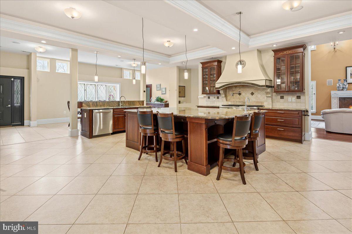 11846 CHAPEL RD, CLIFTON, Virginia 20124, 7 Bedrooms Bedrooms, ,9 BathroomsBathrooms,Residential,For sale,11846 CHAPEL RD,VAFX2281232 MLS # VAFX2281232