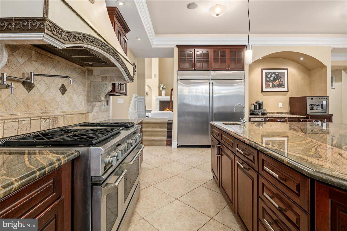 11846 CHAPEL RD, CLIFTON, Virginia 20124, 7 Bedrooms Bedrooms, ,9 BathroomsBathrooms,Residential,For sale,11846 CHAPEL RD,VAFX2281232 MLS # VAFX2281232