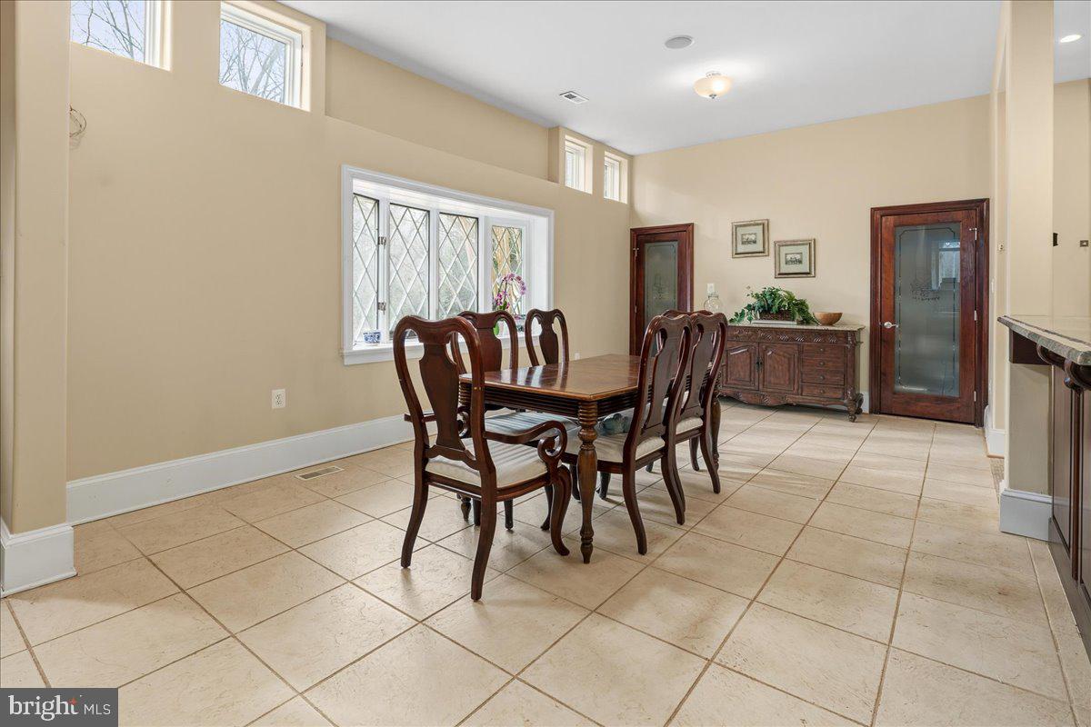 11846 CHAPEL RD, CLIFTON, Virginia 20124, 7 Bedrooms Bedrooms, ,9 BathroomsBathrooms,Residential,For sale,11846 CHAPEL RD,VAFX2281232 MLS # VAFX2281232