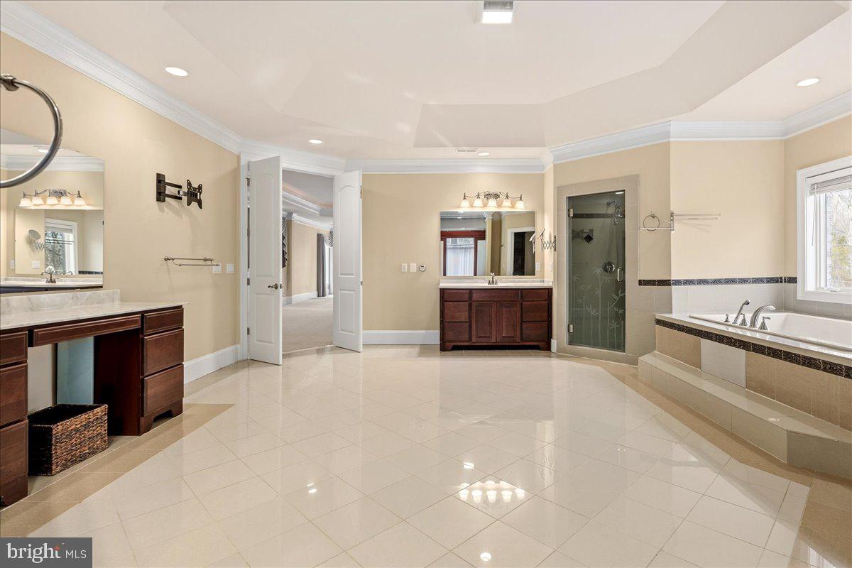 11846 CHAPEL RD, CLIFTON, Virginia 20124, 7 Bedrooms Bedrooms, ,9 BathroomsBathrooms,Residential,For sale,11846 CHAPEL RD,VAFX2281232 MLS # VAFX2281232