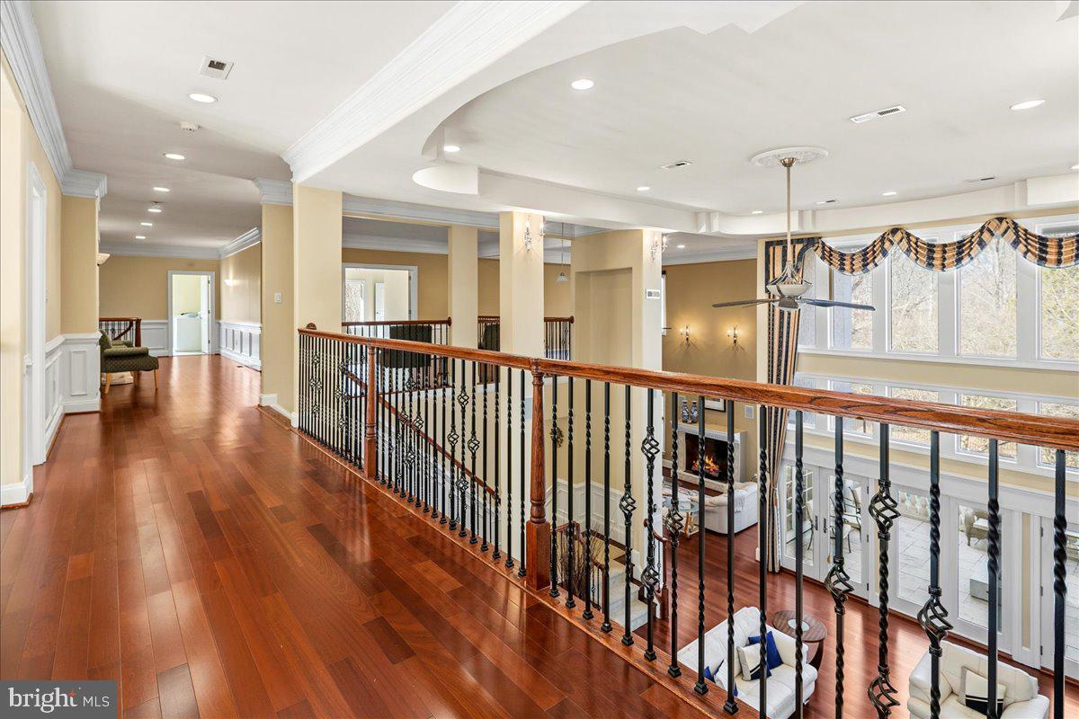 11846 CHAPEL RD, CLIFTON, Virginia 20124, 7 Bedrooms Bedrooms, ,9 BathroomsBathrooms,Residential,For sale,11846 CHAPEL RD,VAFX2281232 MLS # VAFX2281232