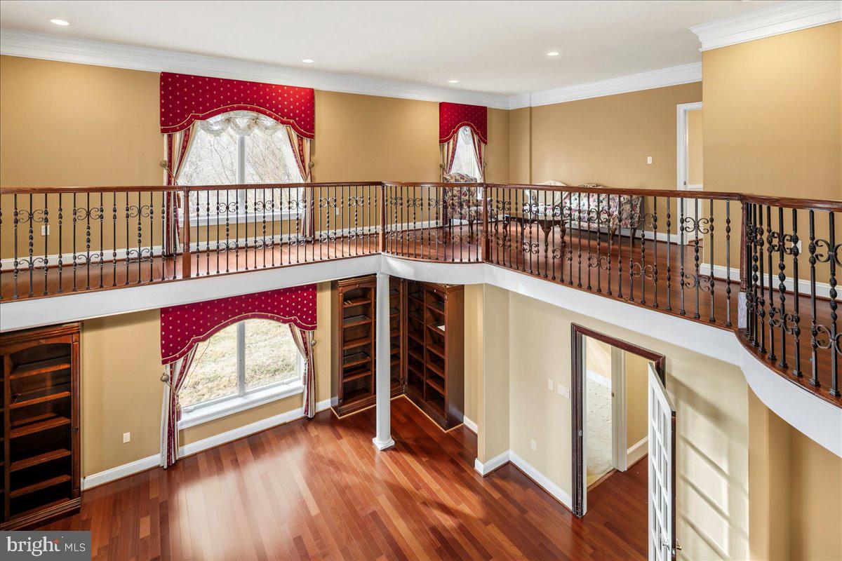 11846 CHAPEL RD, CLIFTON, Virginia 20124, 7 Bedrooms Bedrooms, ,9 BathroomsBathrooms,Residential,For sale,11846 CHAPEL RD,VAFX2281232 MLS # VAFX2281232