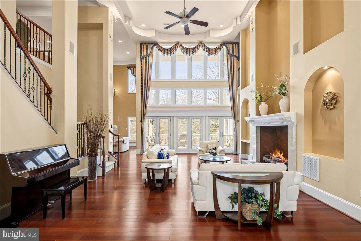 11846 CHAPEL RD, CLIFTON, Virginia 20124, 7 Bedrooms Bedrooms, ,9 BathroomsBathrooms,Residential,For sale,11846 CHAPEL RD,VAFX2281232 MLS # VAFX2281232