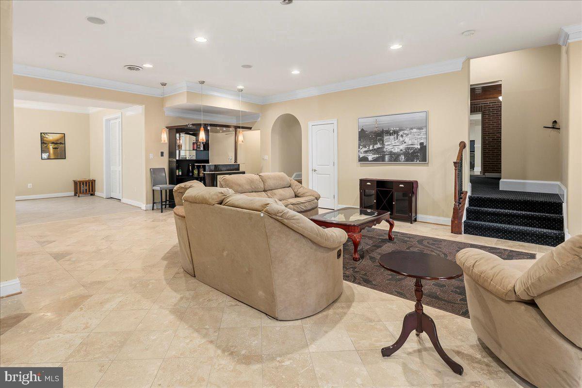 11846 CHAPEL RD, CLIFTON, Virginia 20124, 7 Bedrooms Bedrooms, ,9 BathroomsBathrooms,Residential,For sale,11846 CHAPEL RD,VAFX2281232 MLS # VAFX2281232